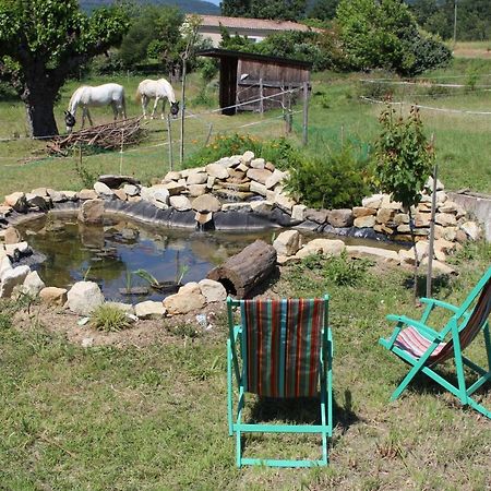 L'Attrape Reve Insolite Saint-Vincent-de-Barres Dış mekan fotoğraf