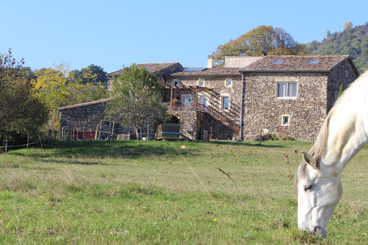 L'Attrape Reve Insolite Saint-Vincent-de-Barres Dış mekan fotoğraf